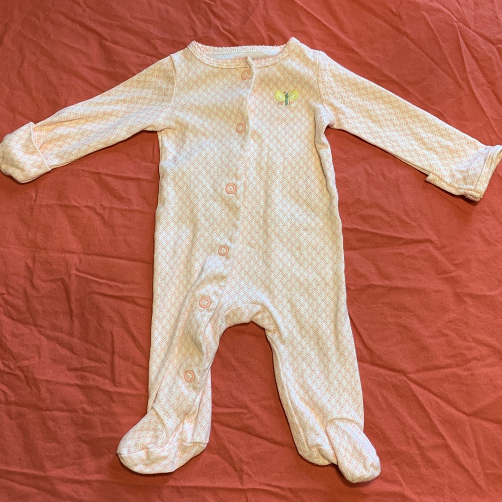Carter’s newborn long sleeved footed pajama